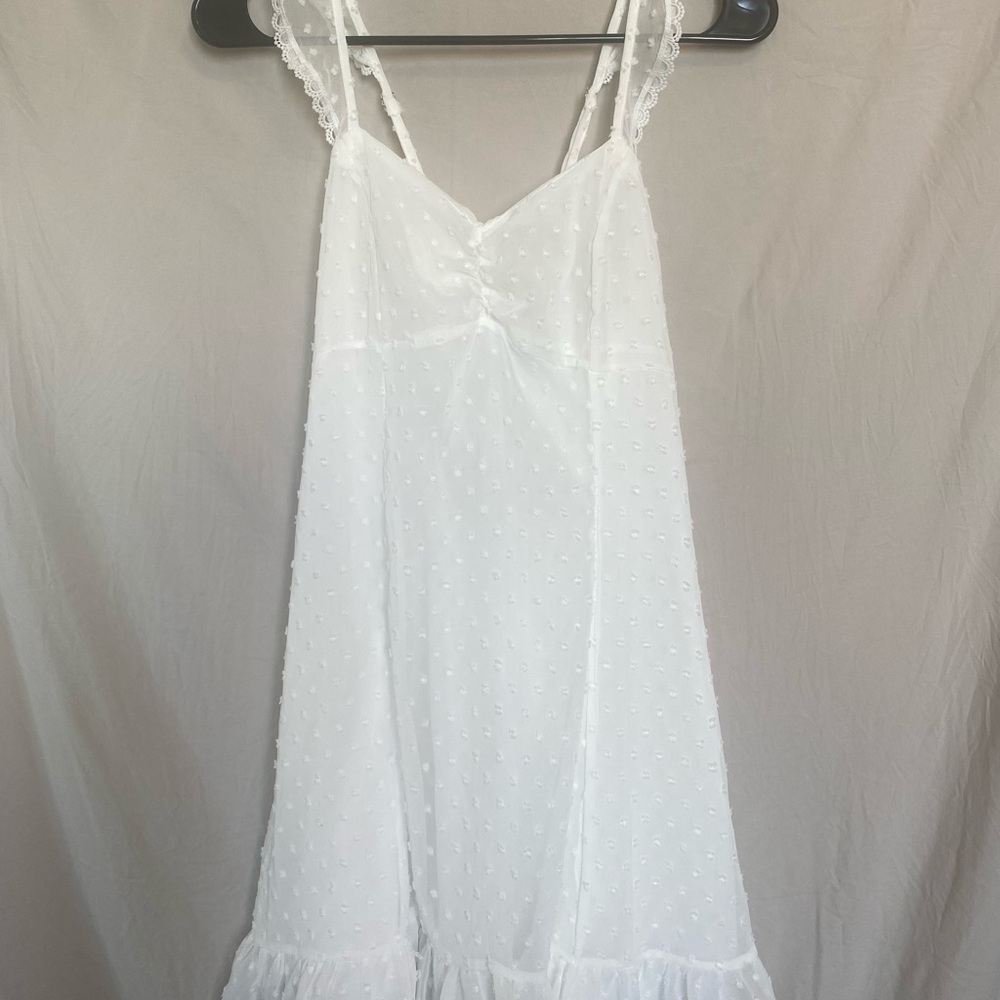 Elegant White Lace dress